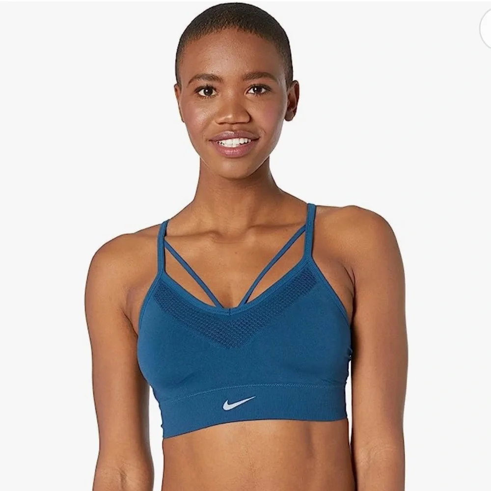 Nike Women's Seamless Light Support Sports Bra Medium Teal